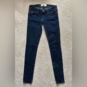 Hollister Dark Rinse stretch jeans size 5L 27/33